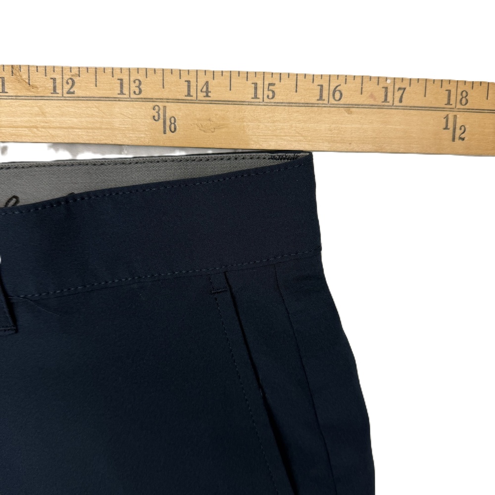 Ben Hogan Navy Golf Shorts Tailored Button Closure Belt Loops 32 - Picture 2 of 6